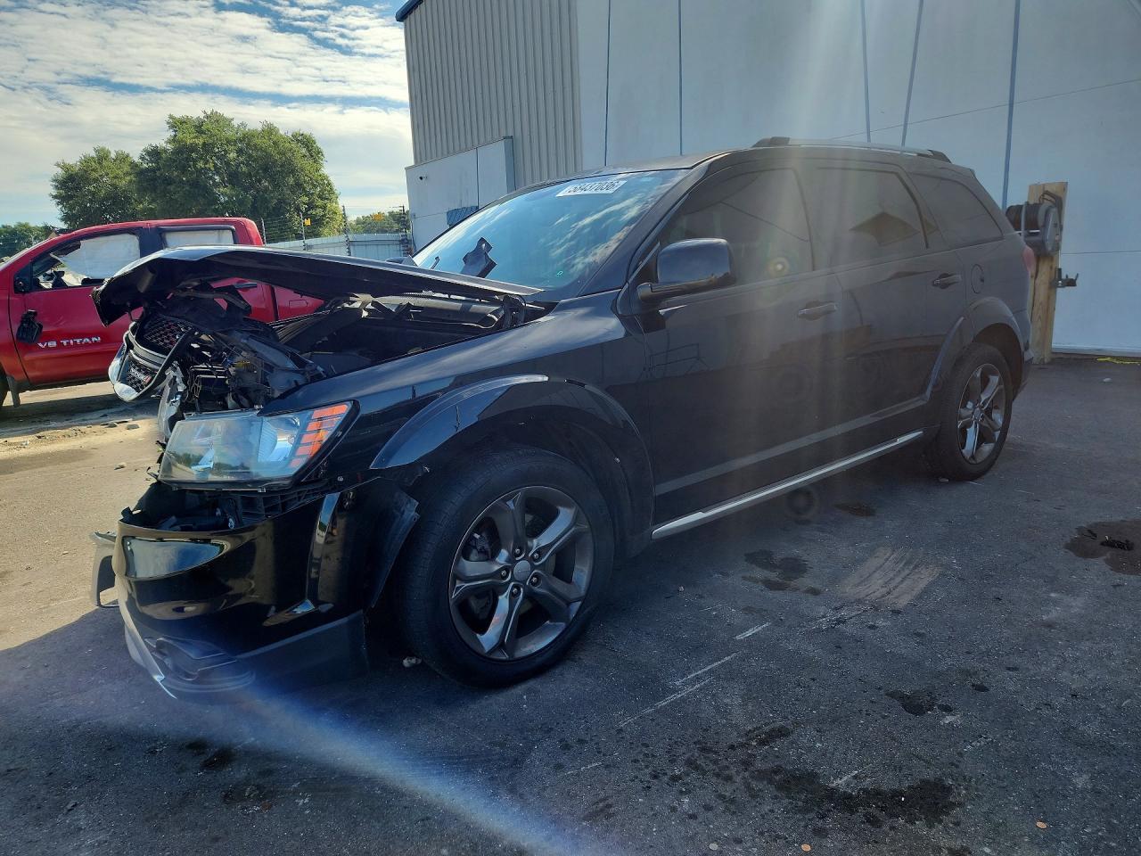 2016 Dodge Journey Crossroad - zdjęcie główne