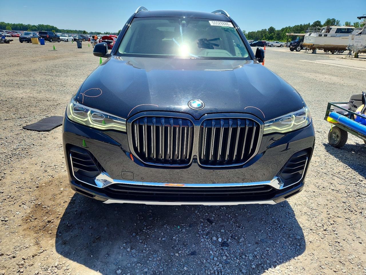 2021 BMW X7 xDrive40I - zdjęcie 5