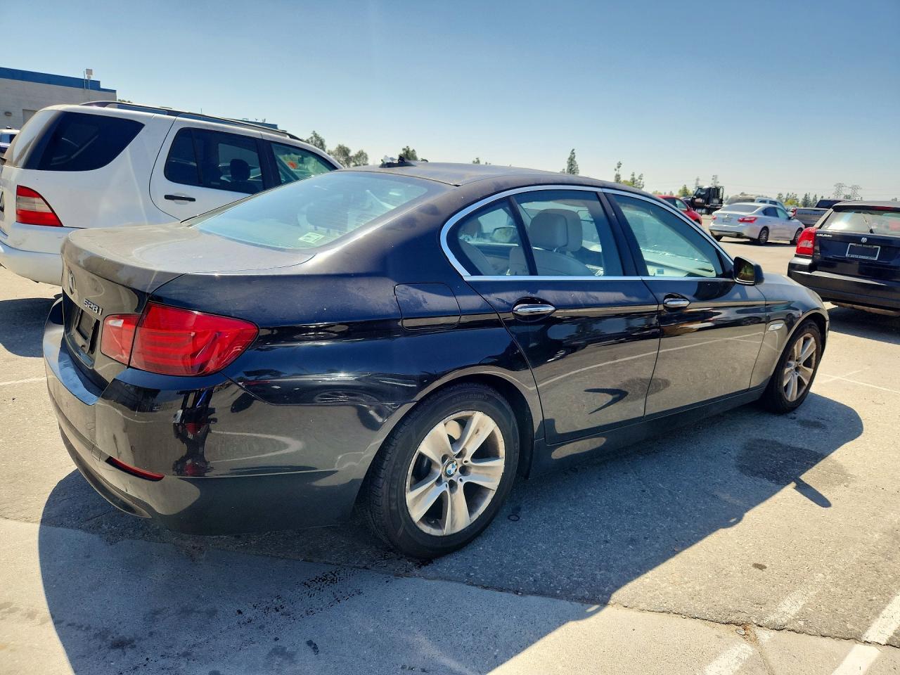 2013 BMW 528 I - zdjęcie 3