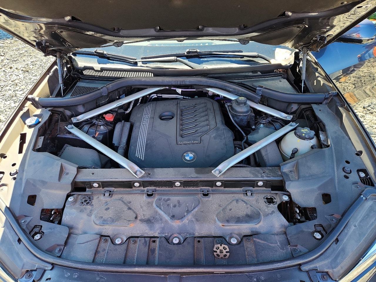 2021 BMW X5 xDrive40I - zdjęcie 11
