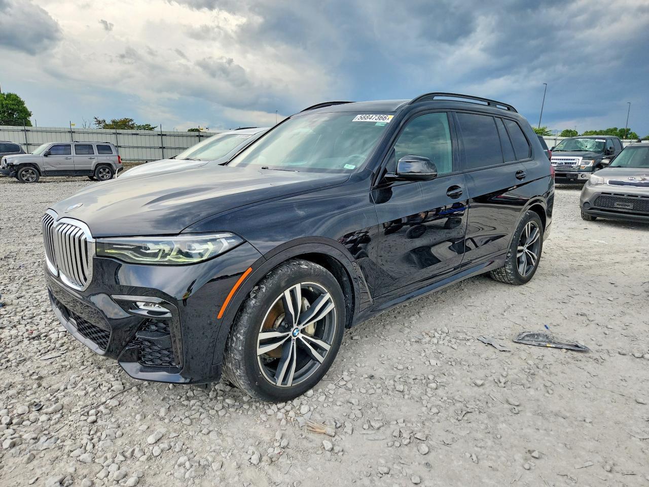 2020 BMW X7 xDrive40I - zdjęcie główne