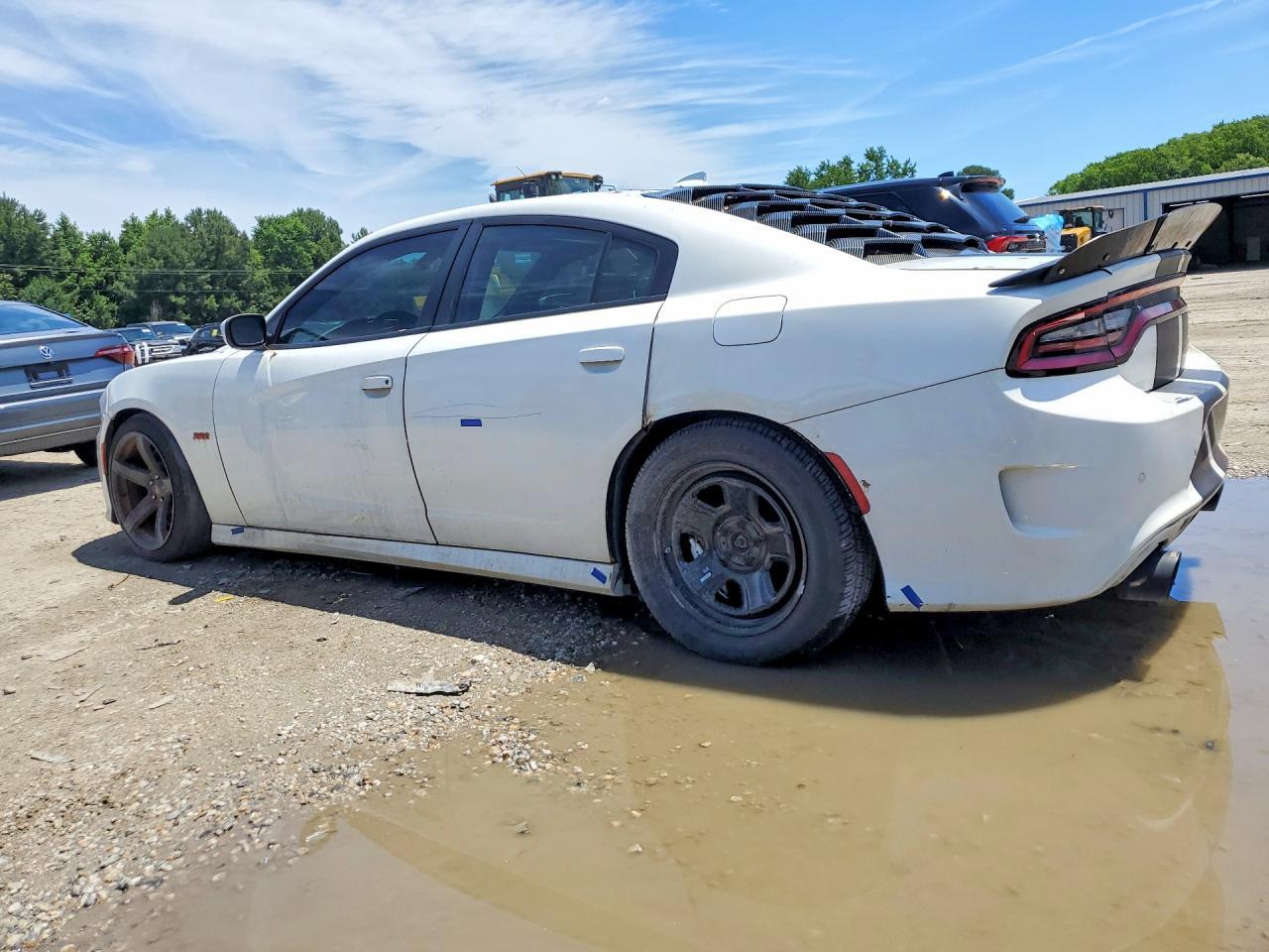 2019 Dodge Charger Scat Pack - zdjęcie 2