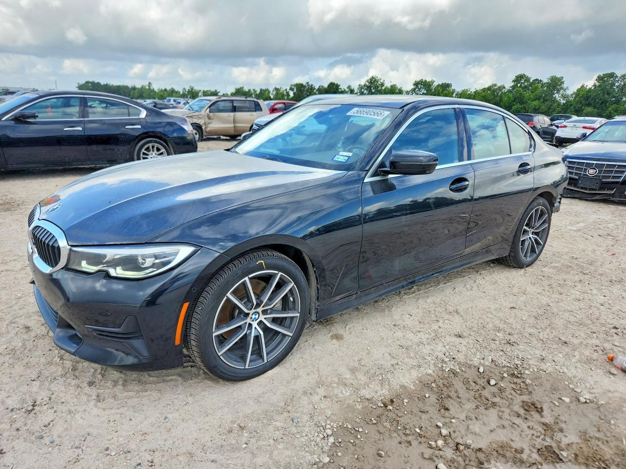 2021 BMW 330I - zdjęcie główne