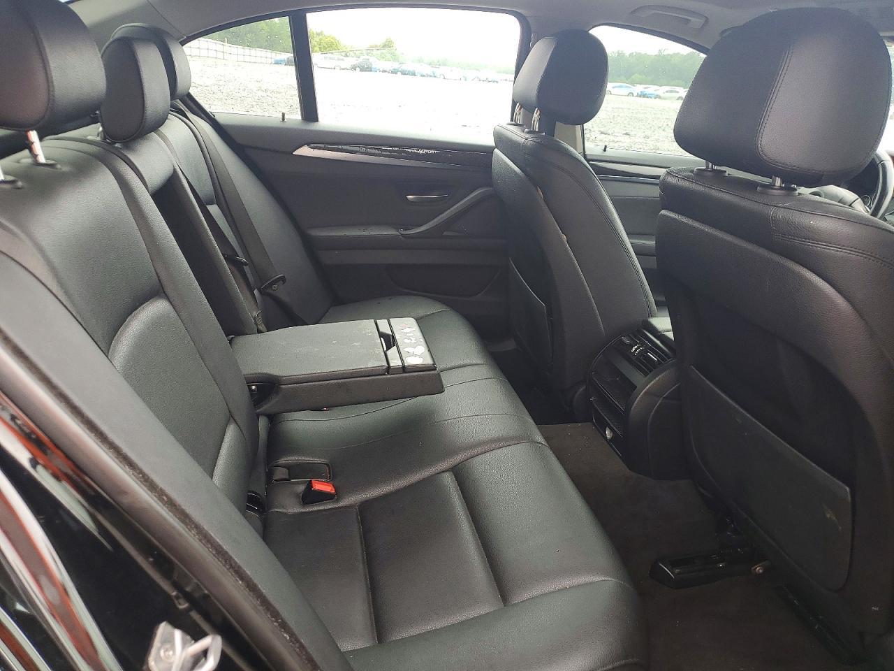 2016 BMW 528 I - zdjęcie 10