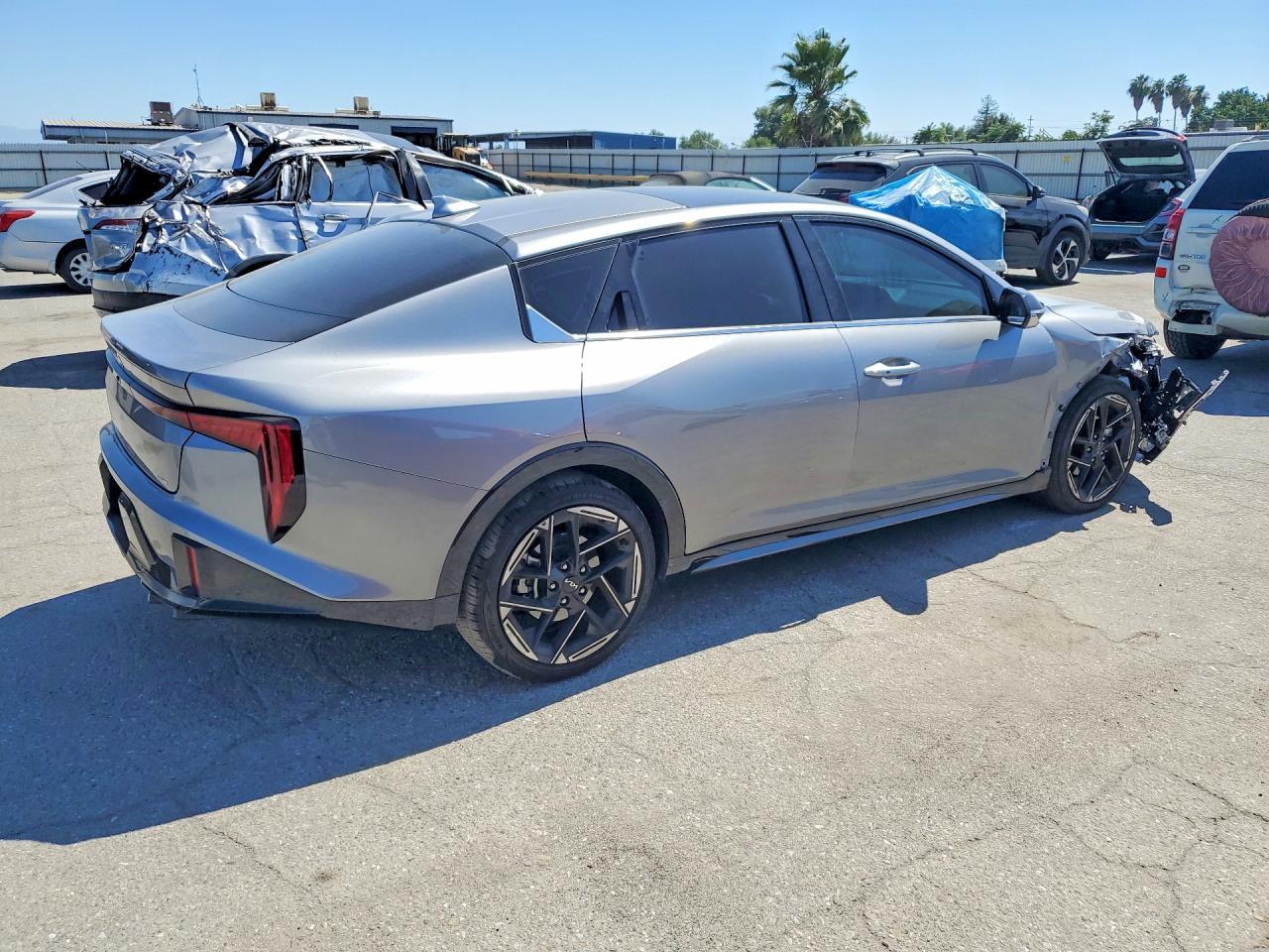 2025 Kia K4 Gt Line - zdjęcie 3