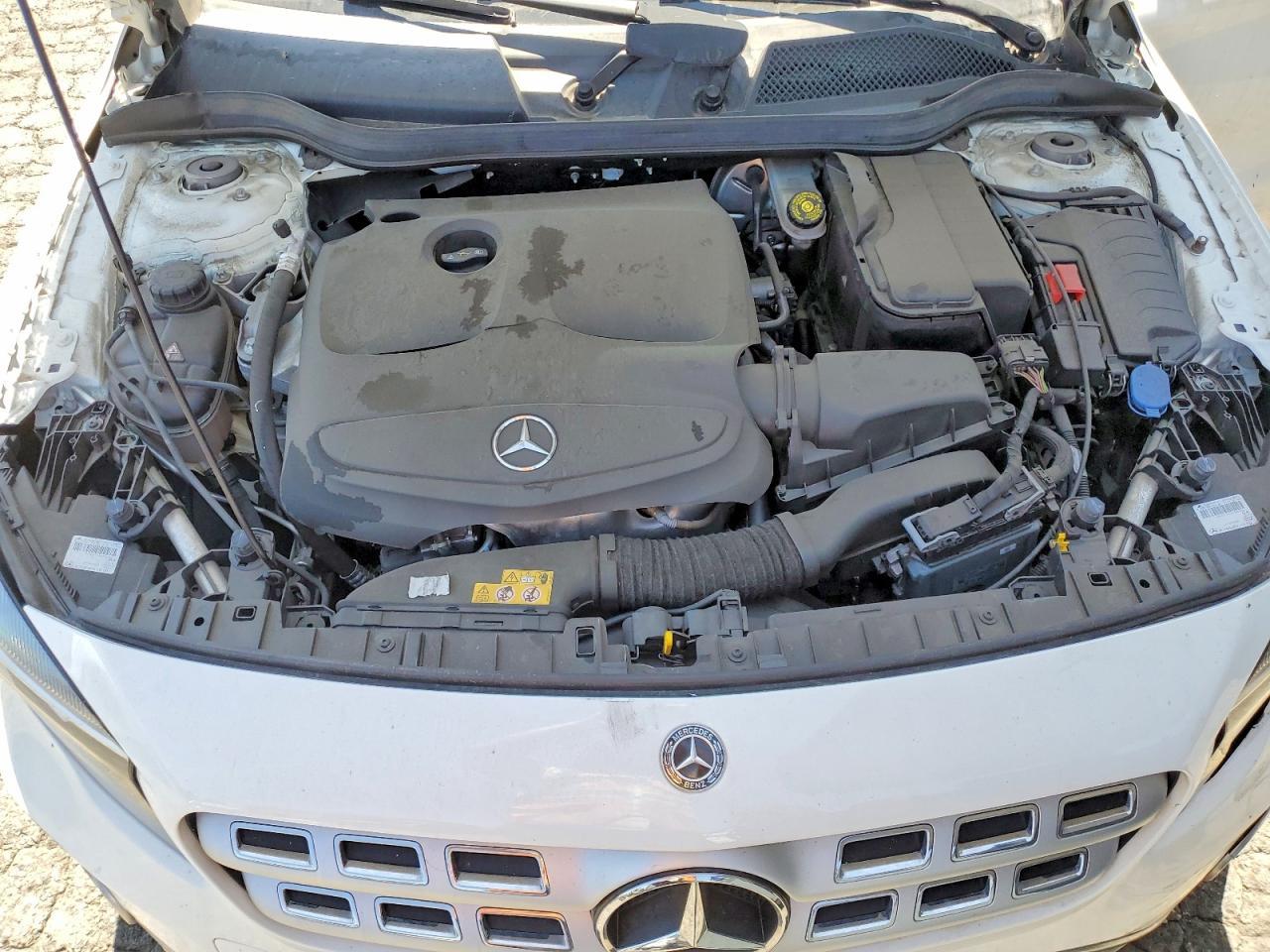 2018 Mercedes-Benz Gla 250 - zdjęcie 11
