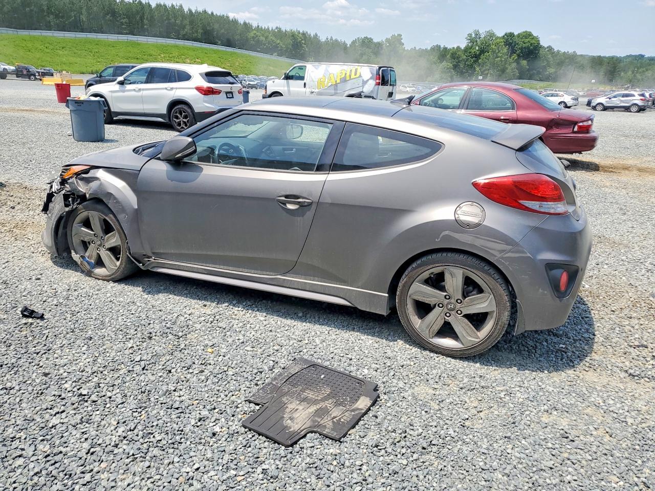 2015 Hyundai Veloster Turbo - zdjęcie 2