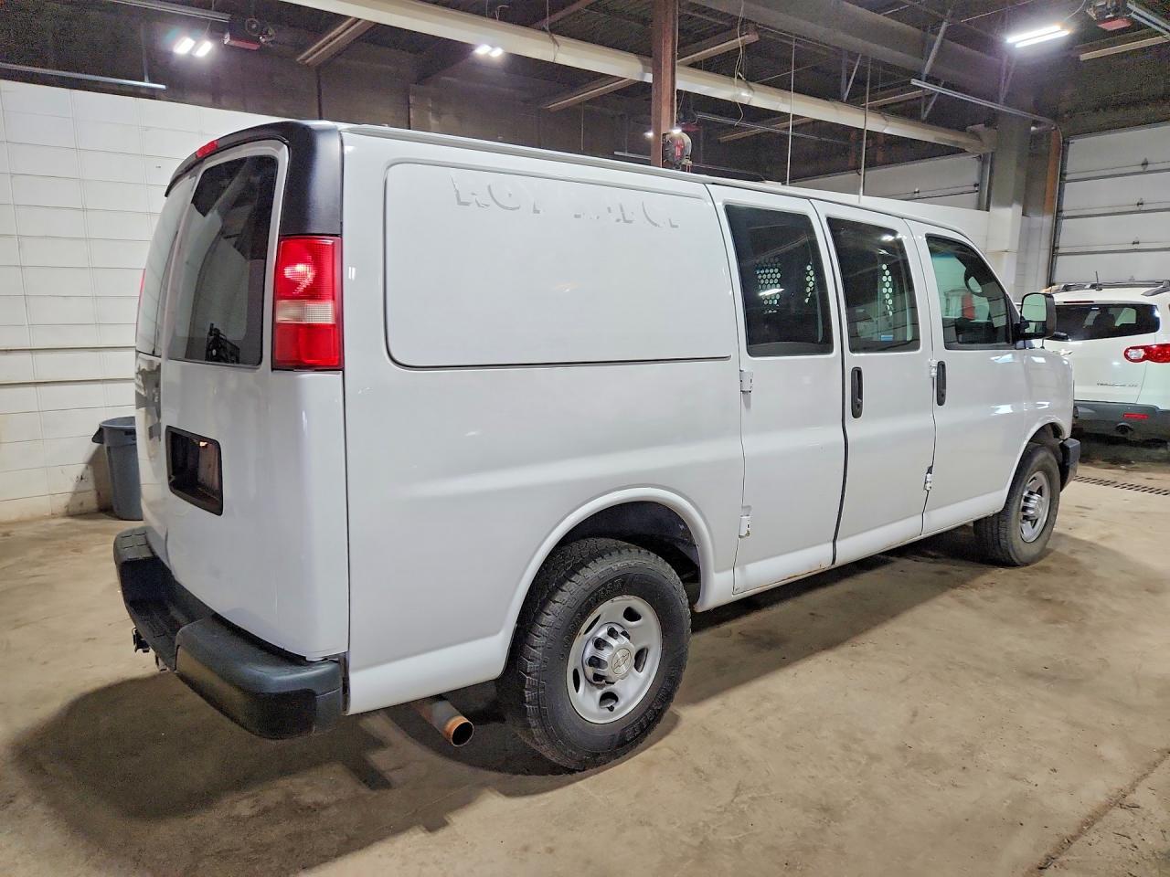 2015 Chevrolet 2500 Exp/C - zdjęcie 3