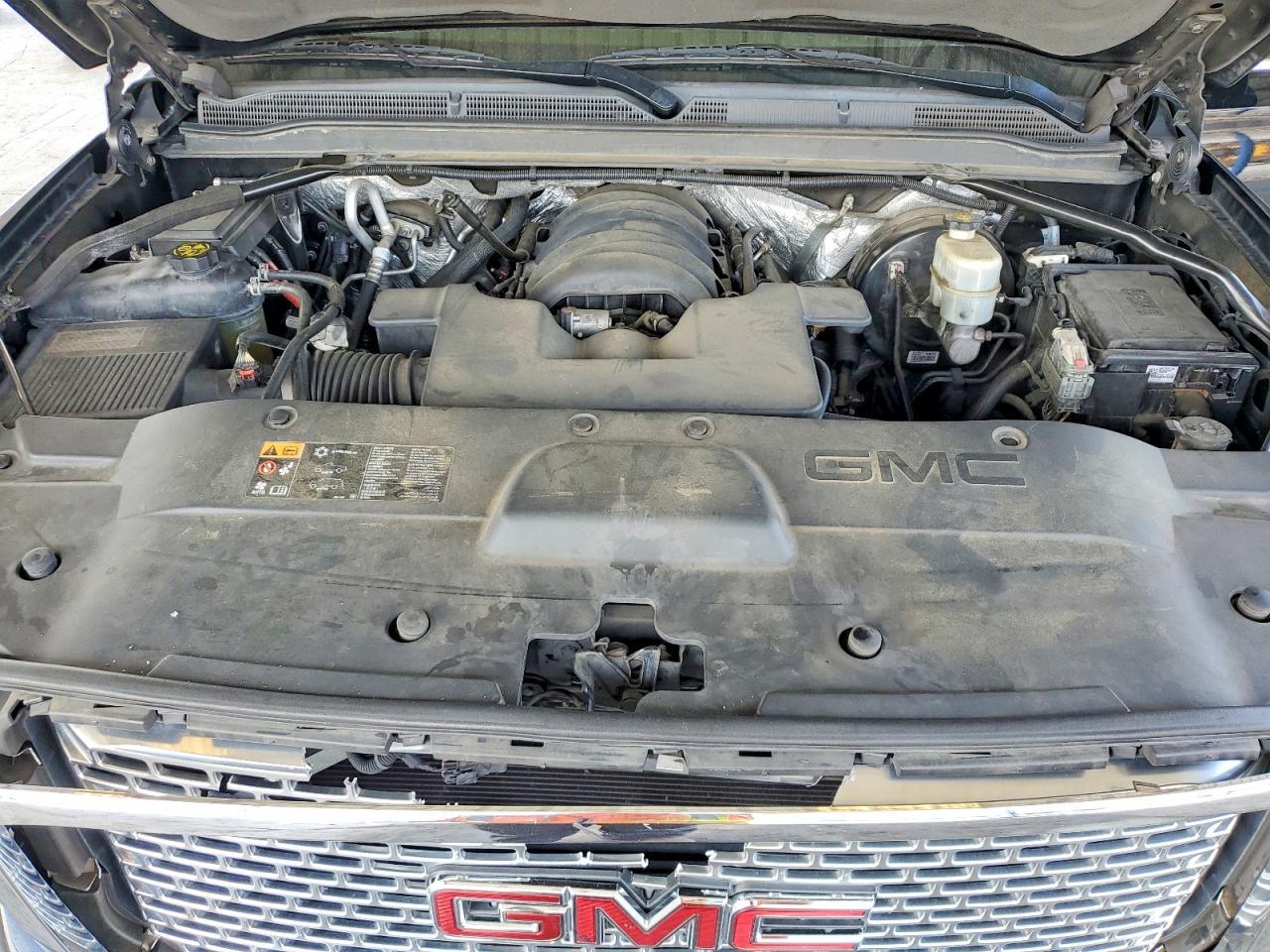 2015 GMC Yukon Denali - zdjęcie 11