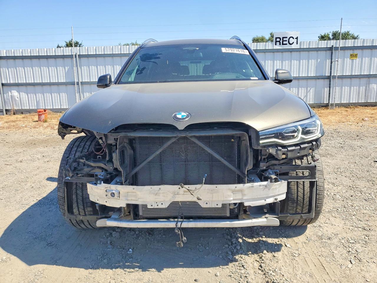 2021 BMW X7 xDrive40I - zdjęcie 5