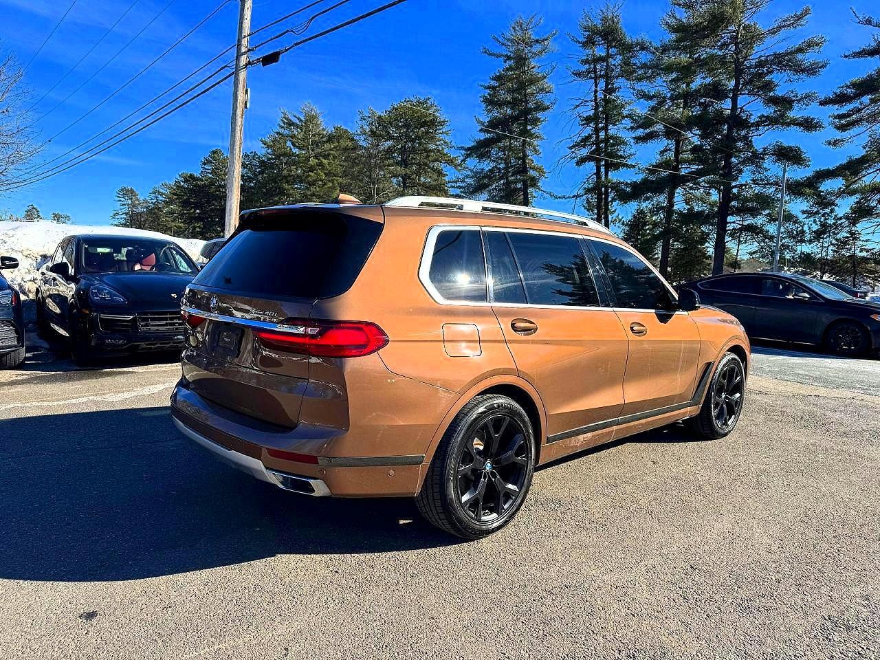 2020 BMW X7 xDrive40I - zdjęcie 3