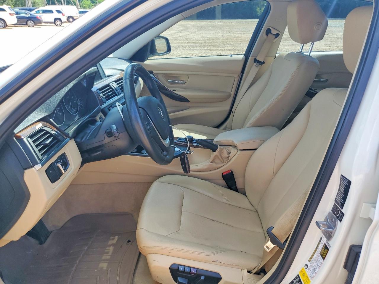 2014 BMW Seria 3 328i - zdjęcie 7