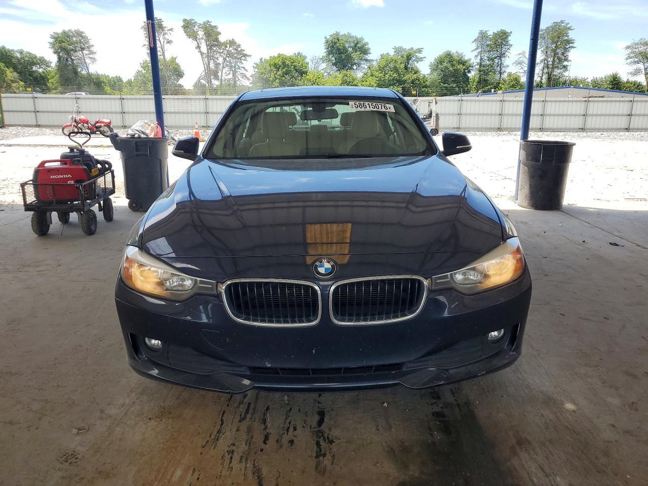 2014 BMW 320 I - zdjęcie 5