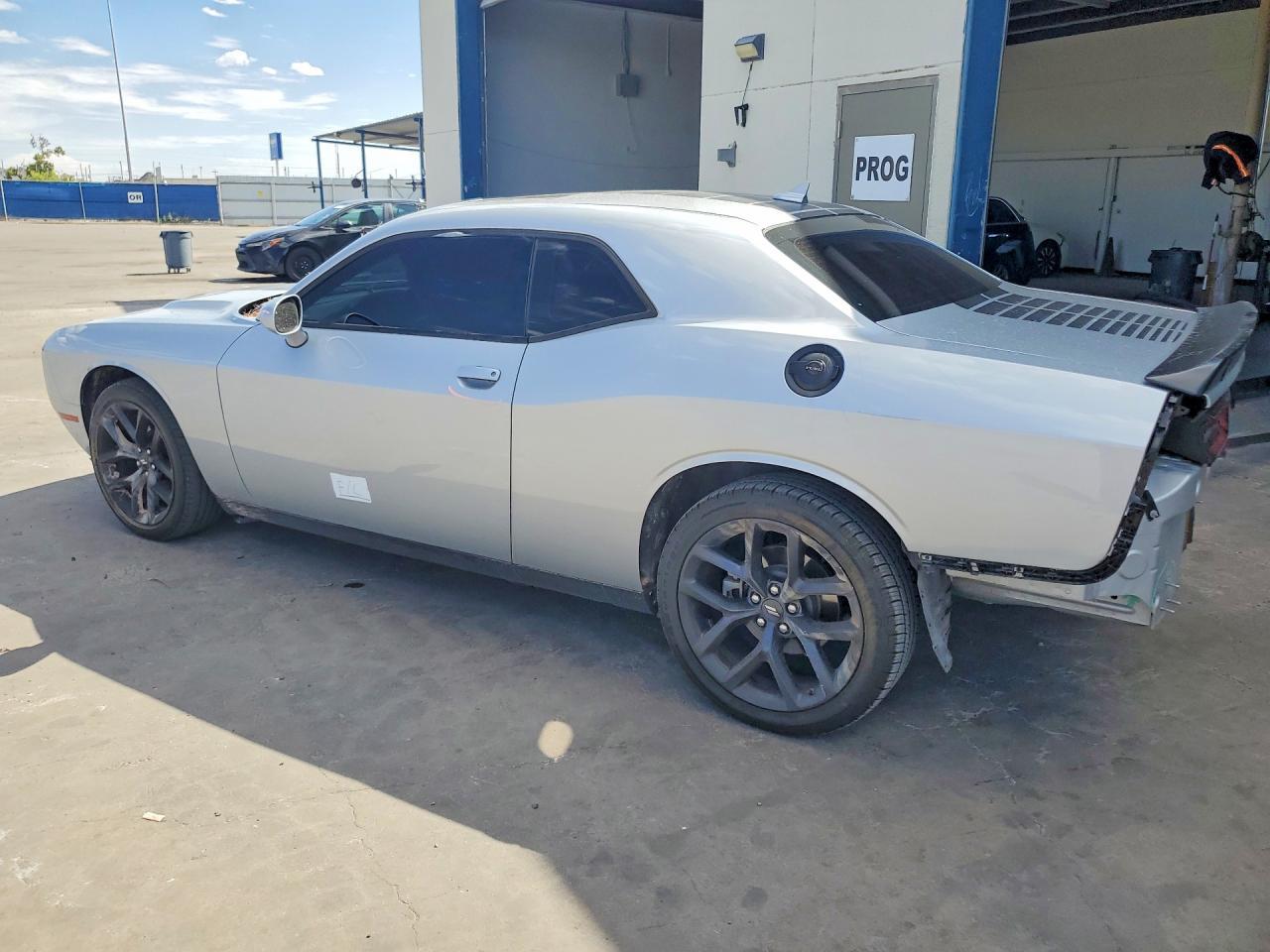 2023 Dodge Challenger Sxt - zdjęcie 2