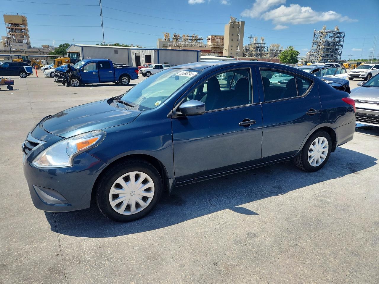 2016 Nissan Versa 1.6 S Plus - zdjęcie główne