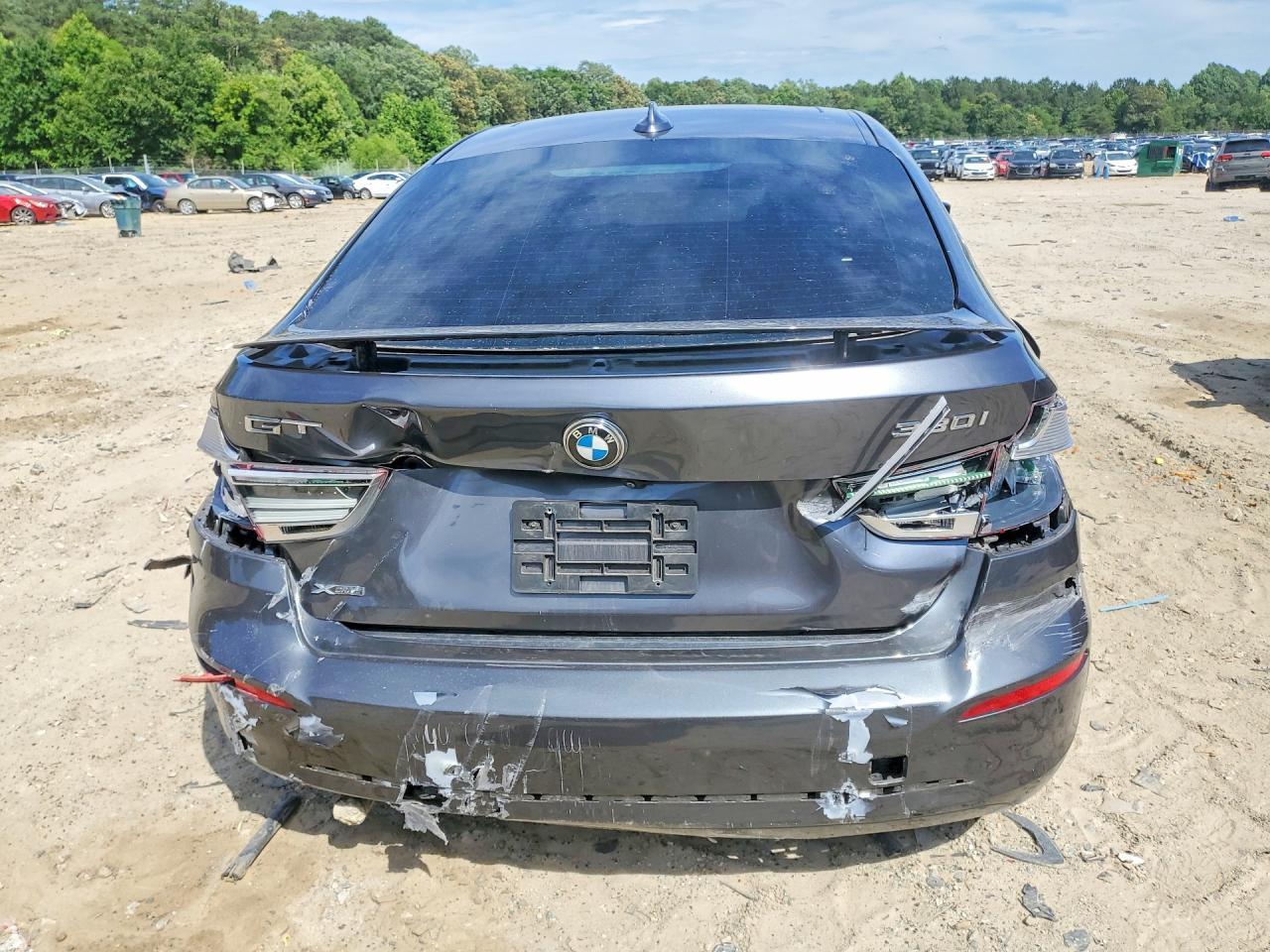 2018 BMW Seria 3 330i - zdjęcie 6
