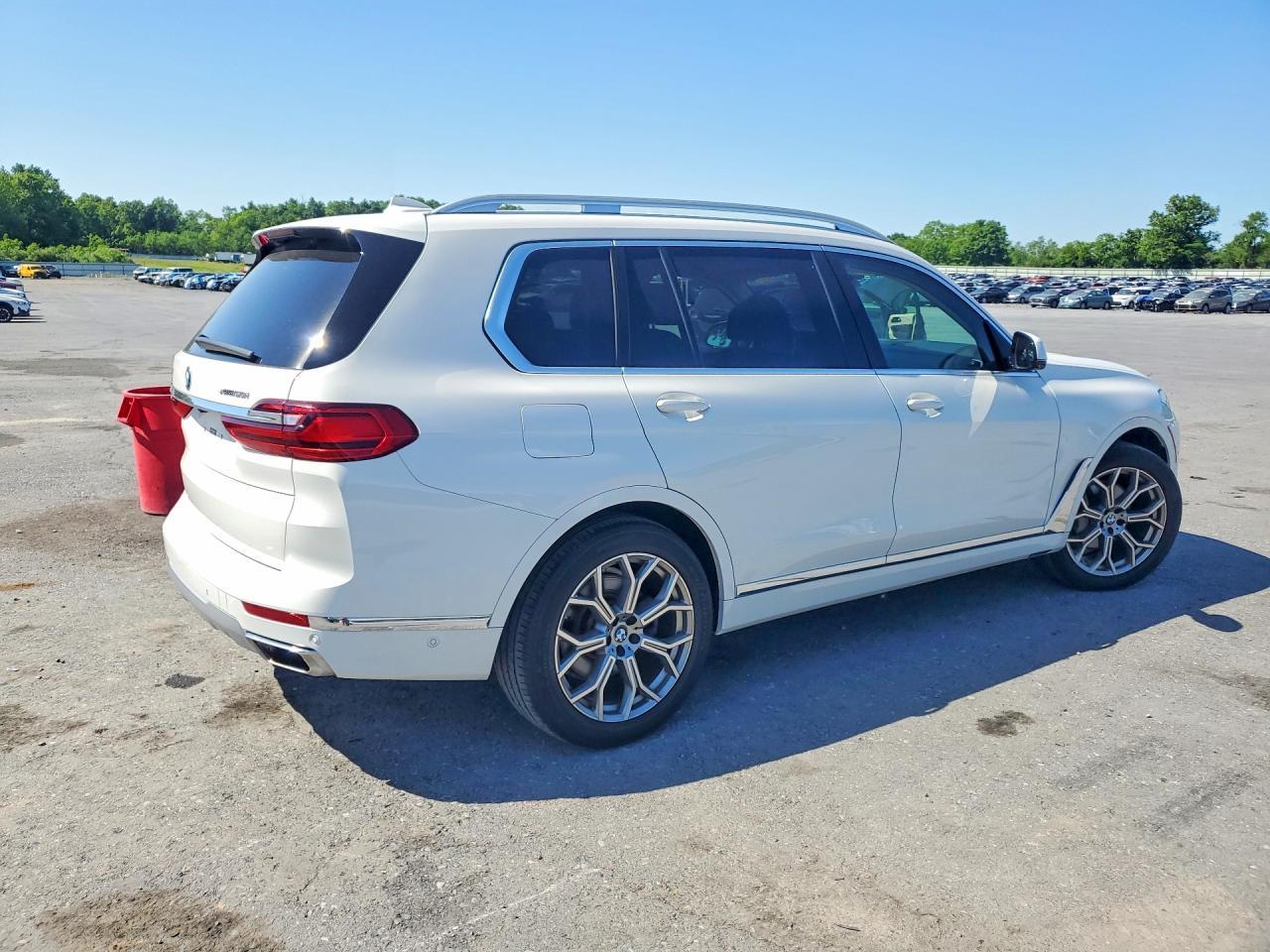 2019 BMW X7 xDrive50I - zdjęcie 3