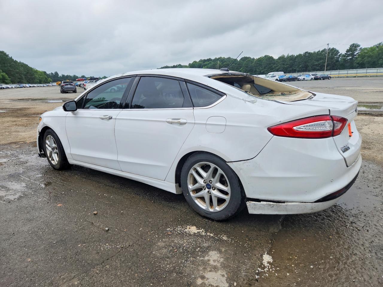 2016 Ford Fusion Se - zdjęcie 2