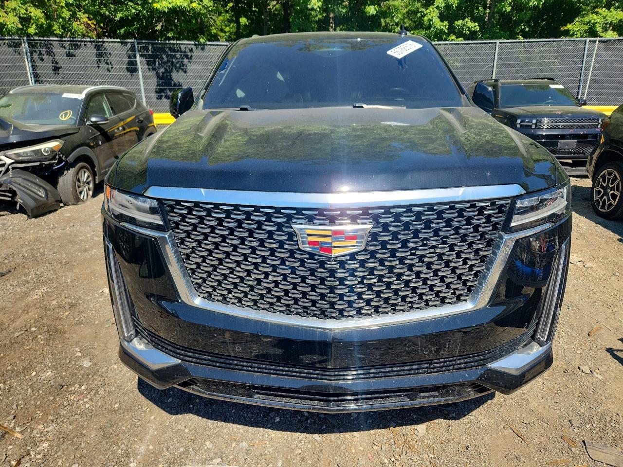 2024 Cadillac Escalade Premium Luxury - zdjęcie 5