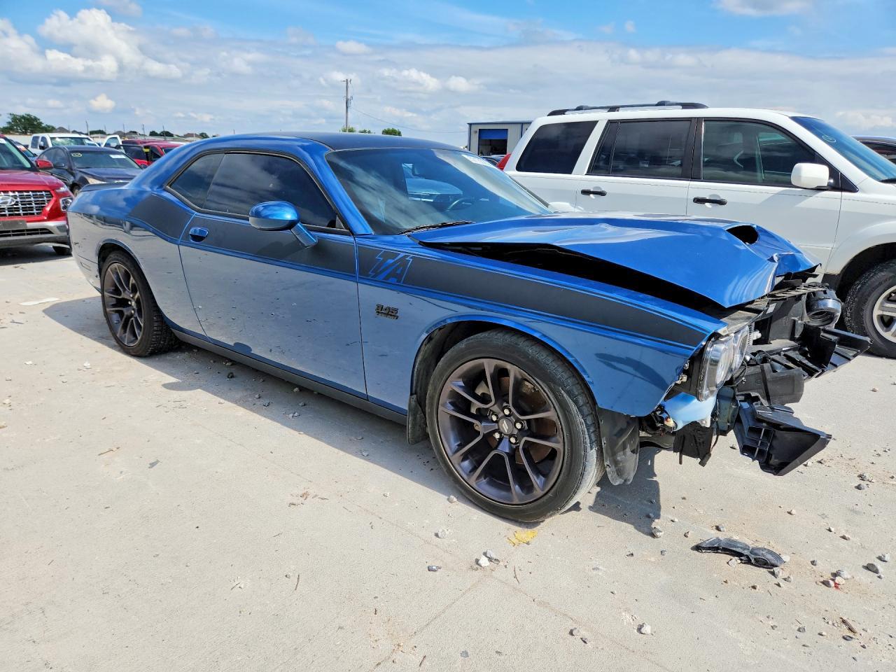 2022 Dodge Challenger R - zdjęcie 4