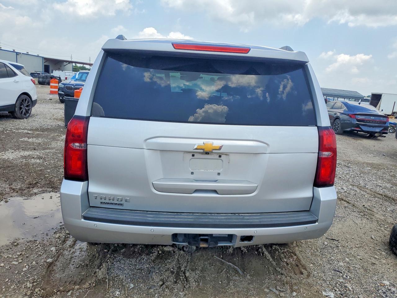 2020 Chevrolet Tahoe C1500 Lt - zdjęcie 6