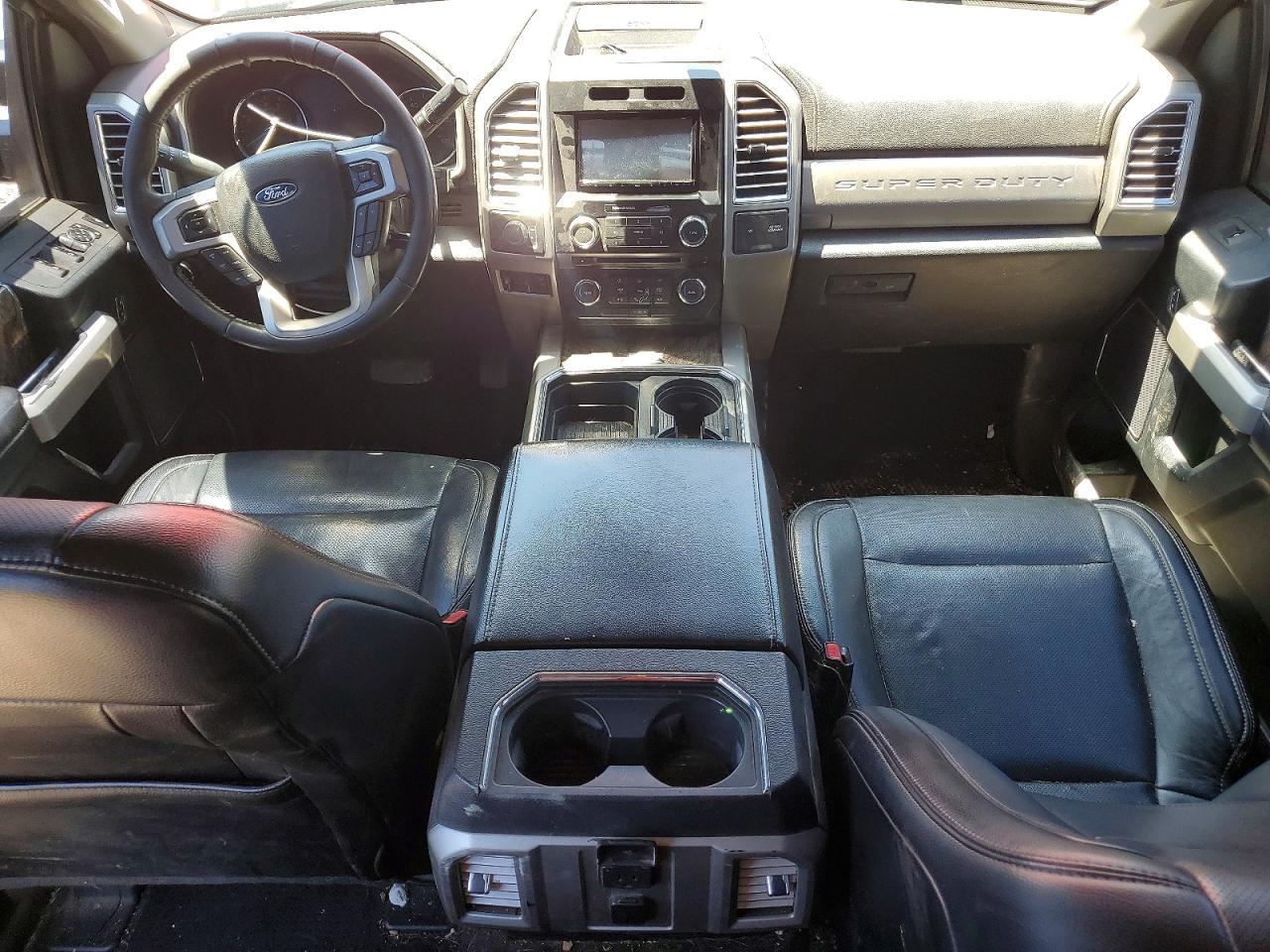 2017 Ford F350 Super Duty - zdjęcie 8