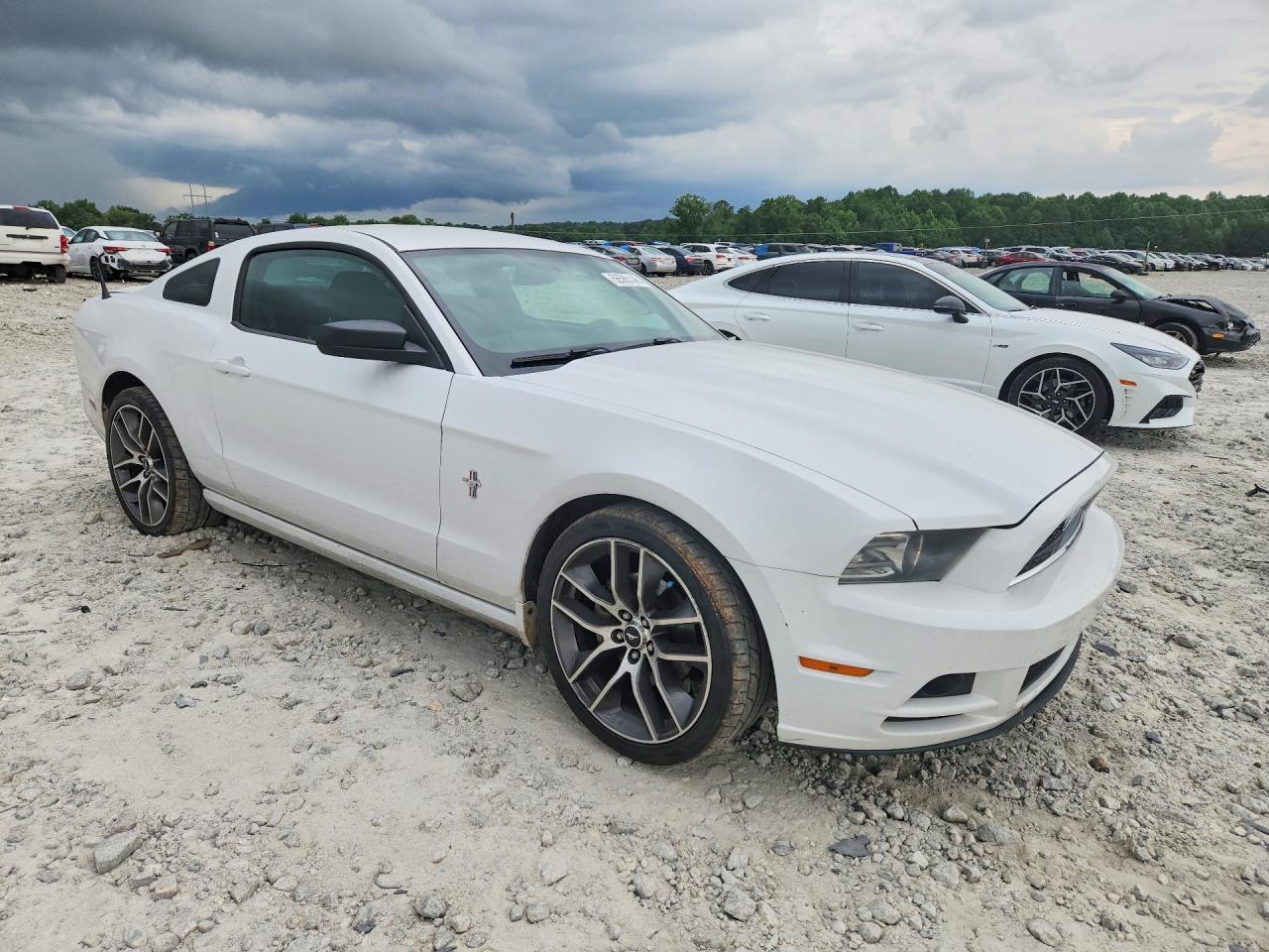 2014 Ford Mustang - zdjęcie 4