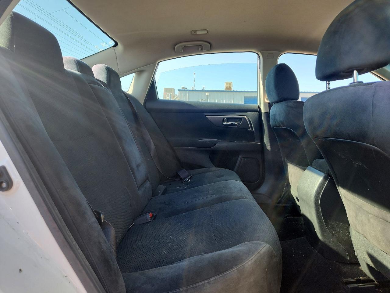 2015 Nissan Altima 2.5 S - zdjęcie 10