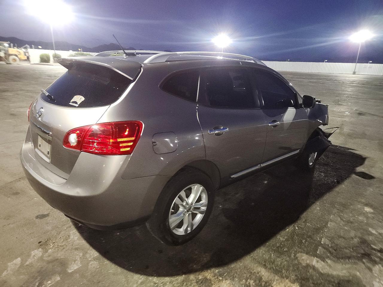 2015 Nissan Rogue Select S - zdjęcie 3