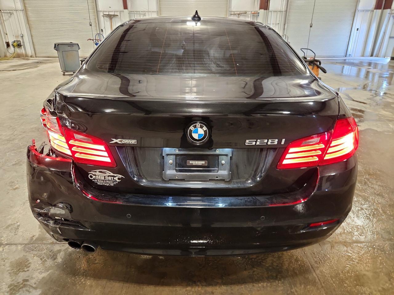 2015 BMW Seria 5 528i - zdjęcie 6