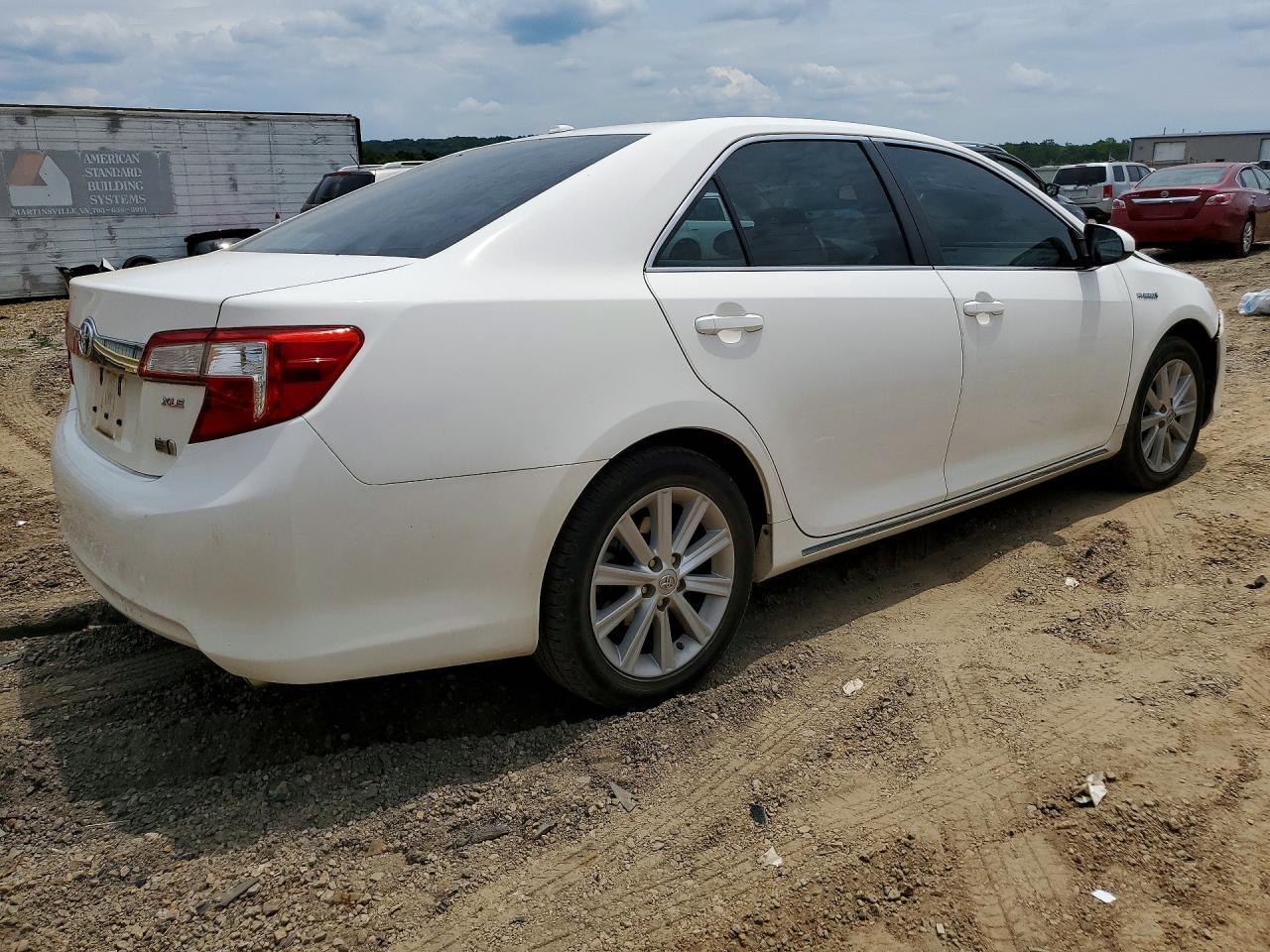 2014 Toyota Camry Hybrid Xle - zdjęcie 3