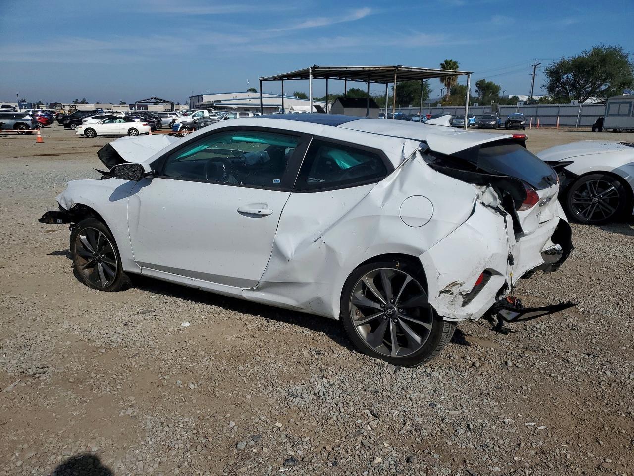 2020 Hyundai Veloster 2.0L Premium - zdjęcie 2