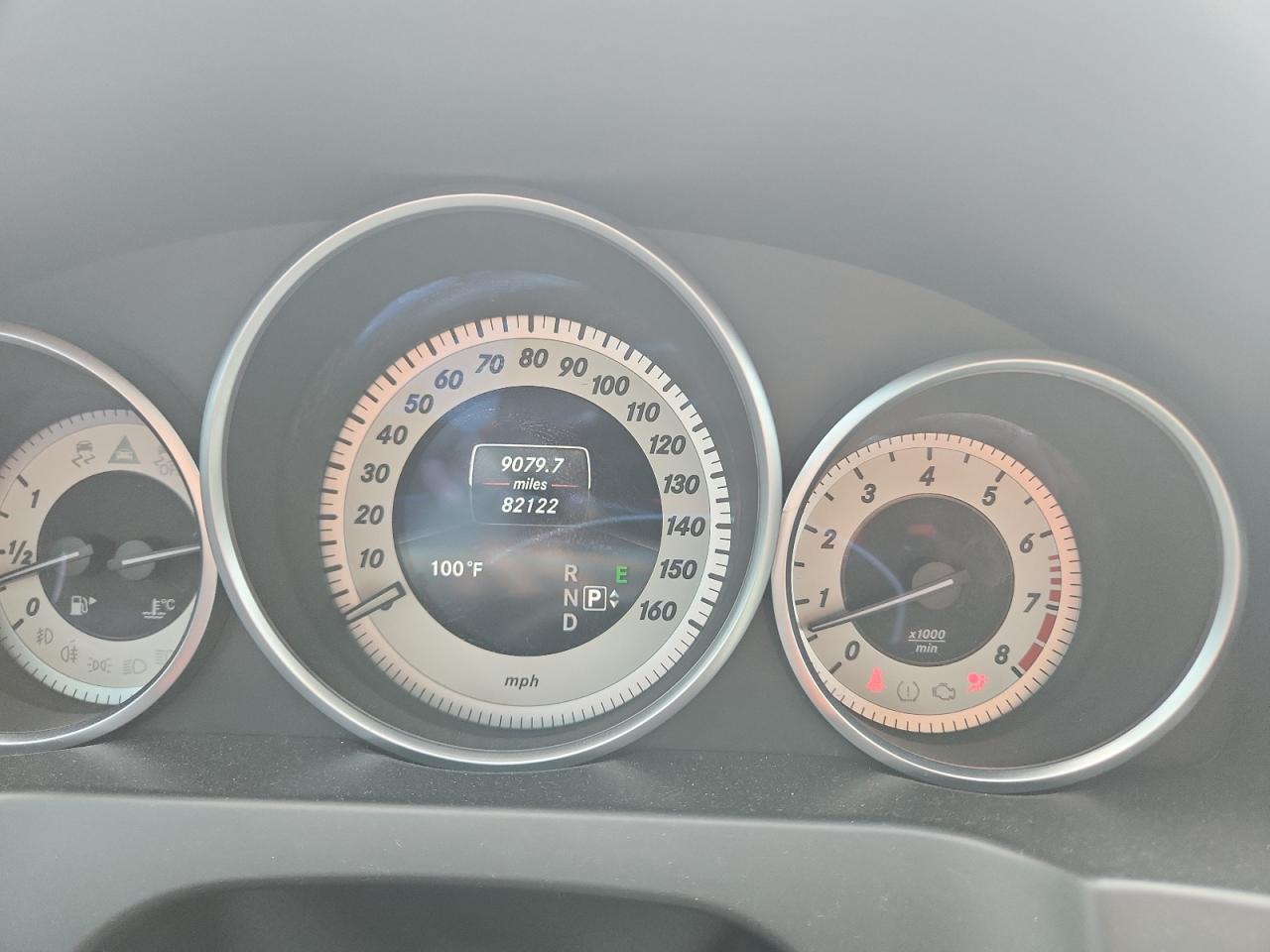 2016 Mercedes-Benz E 400 - zdjęcie 9