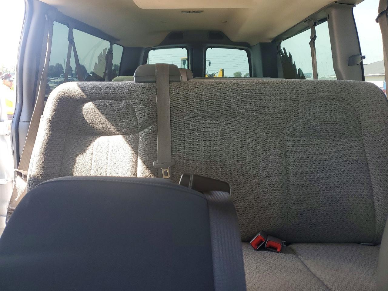 2020 Chevrolet Express G3500 Lt - zdjęcie 10
