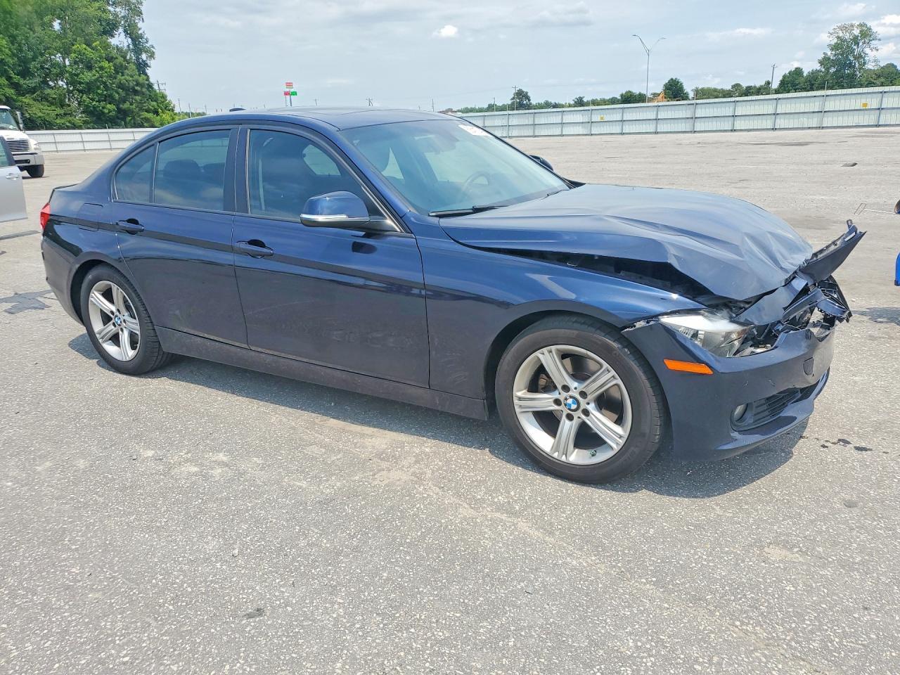 2013 BMW 328 I - zdjęcie 4