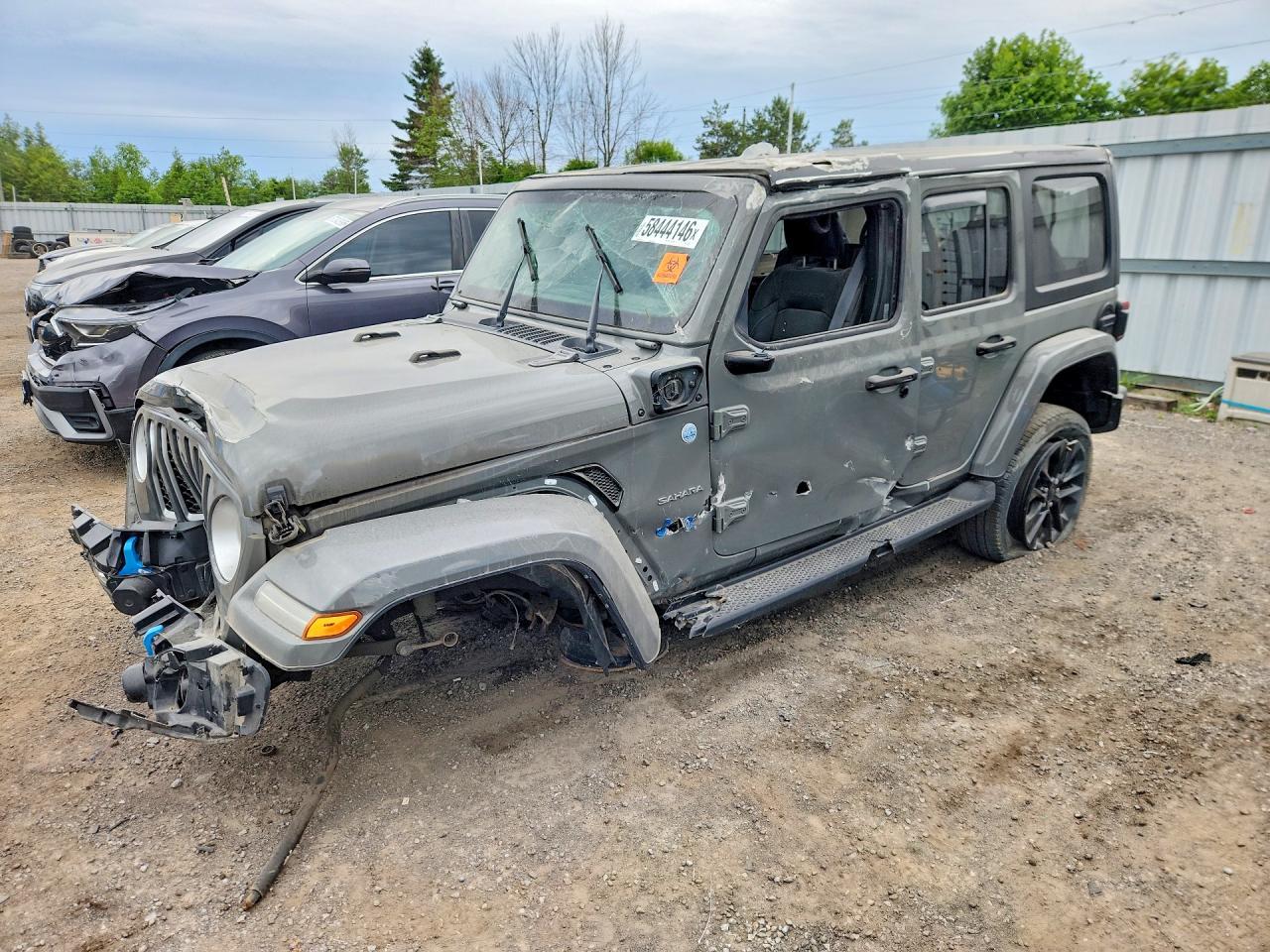 2023 Jeep Wrangler Sahara 4Xe - zdjęcie główne