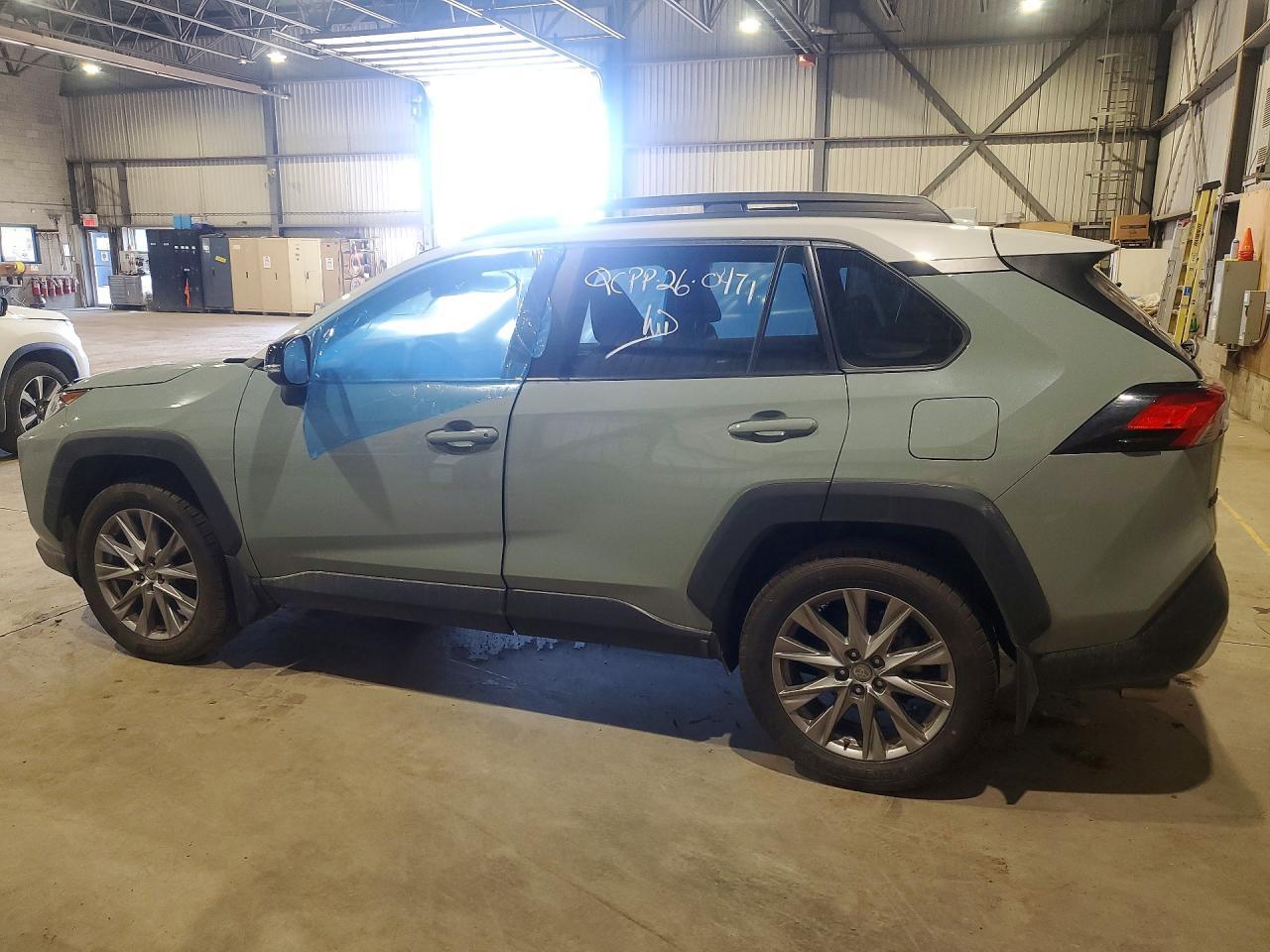 2021 Toyota Rav 4 Adventure - zdjęcie 2
