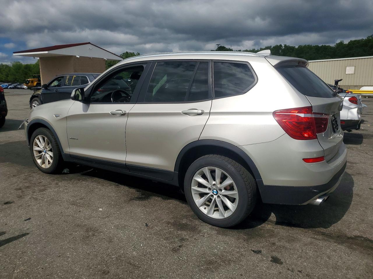 2016 BMW X3 xDrive28I - zdjęcie 2