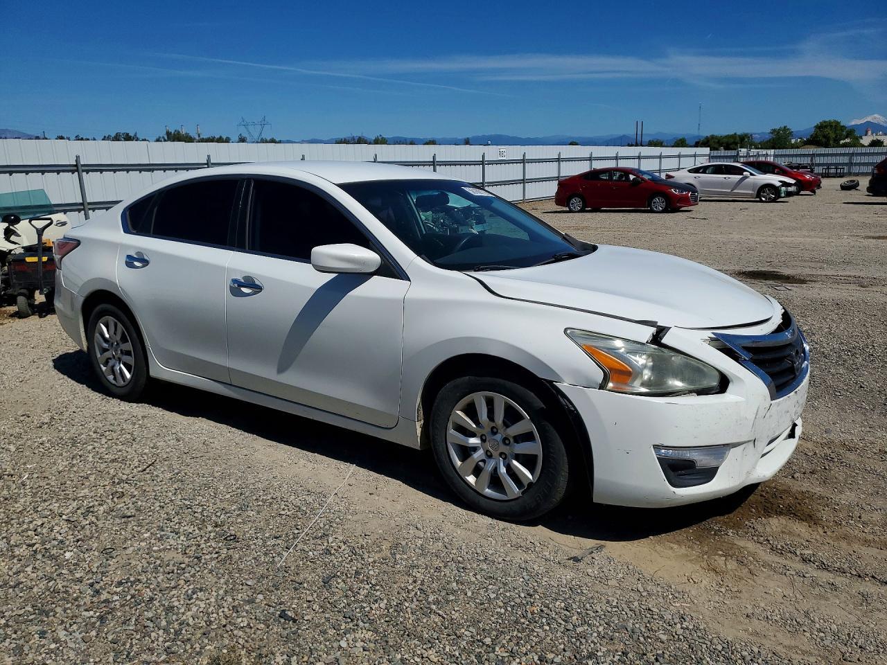 2015 Nissan Altima 2.5 S - zdjęcie 4