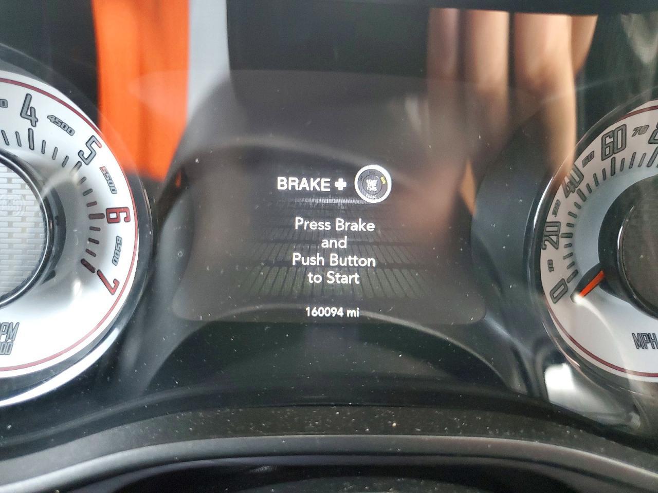 2018 Dodge Challenger R - zdjęcie 9
