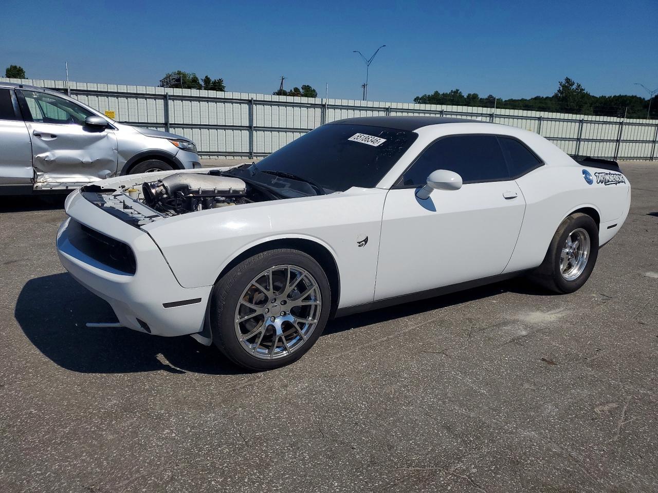 2017 Dodge Challenger R - zdjęcie główne