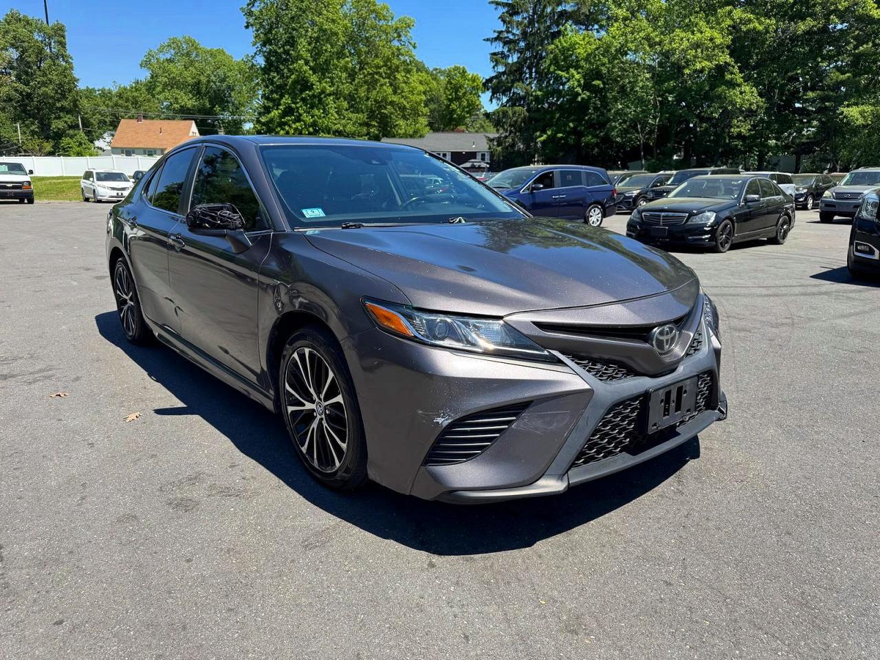 2019 Toyota Camry Se - zdjęcie 4