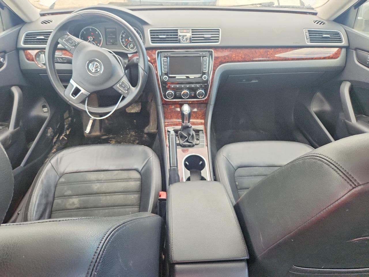 2013 Volkswagen Passat Sel - zdjęcie 8