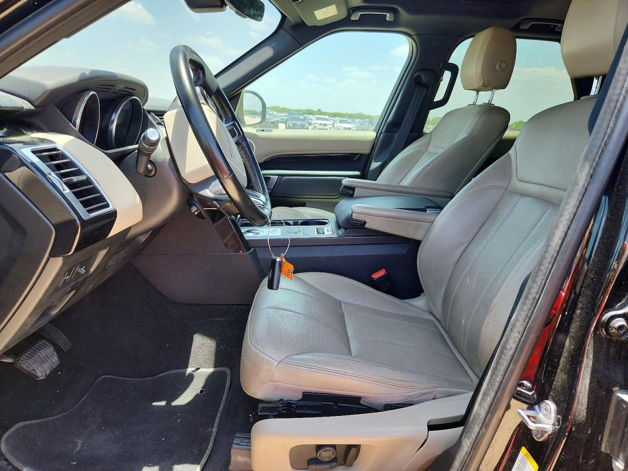 2019 Land Rover Discovery Se - zdjęcie 7
