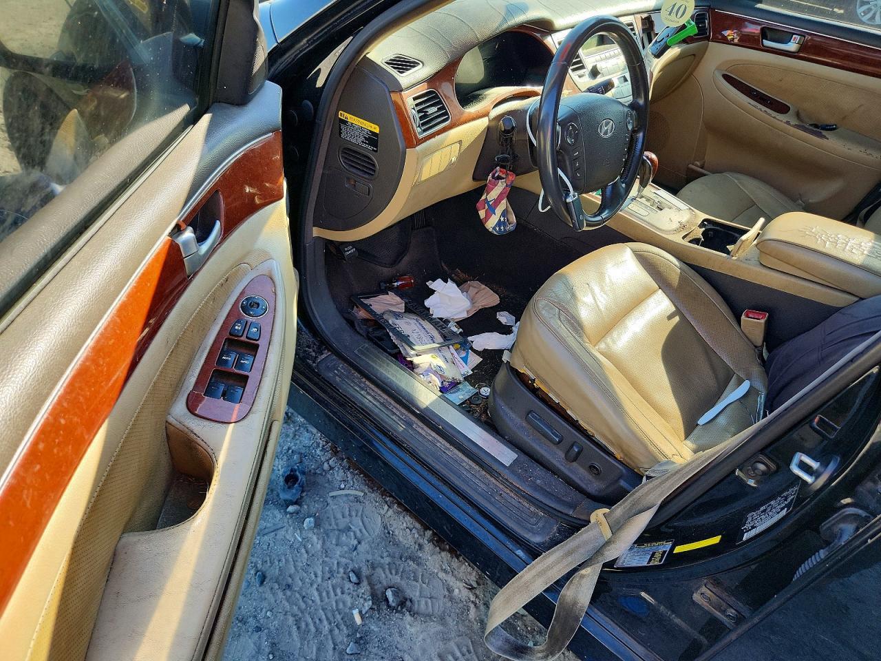 2013 Hyundai Genesis 3.8L - zdjęcie 8