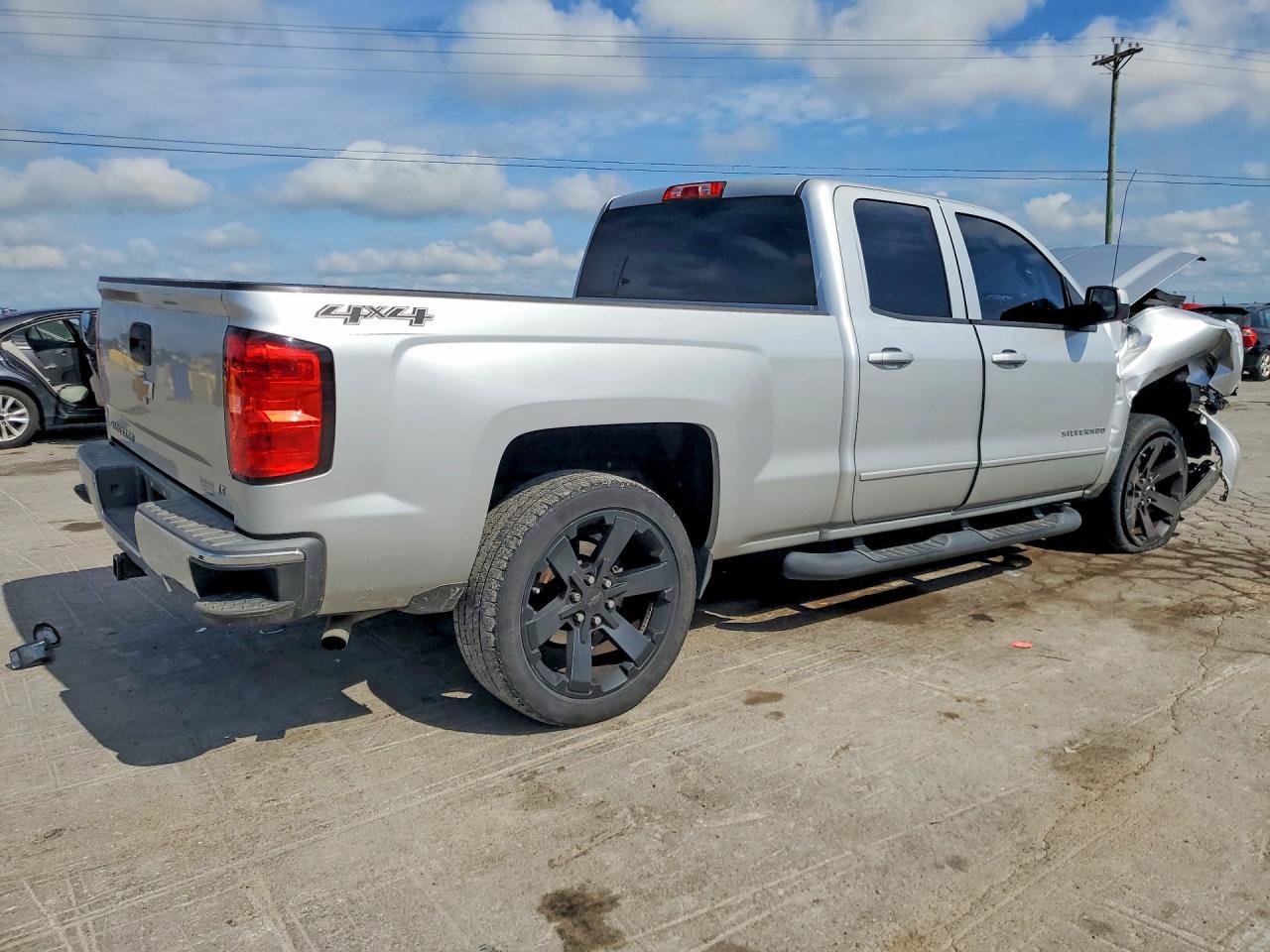 2015 Chevrolet Silverado K1500 Lt - zdjęcie 3