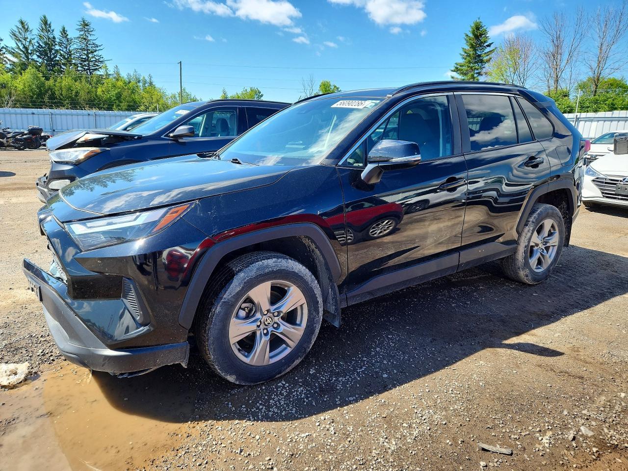 2023 Toyota Rav4 Xle - zdjęcie główne