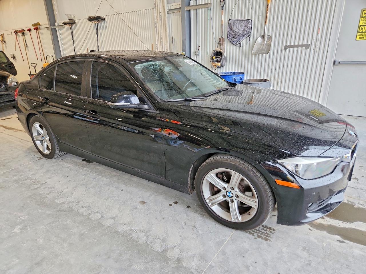 2014 BMW 320 I xDrive - zdjęcie 4