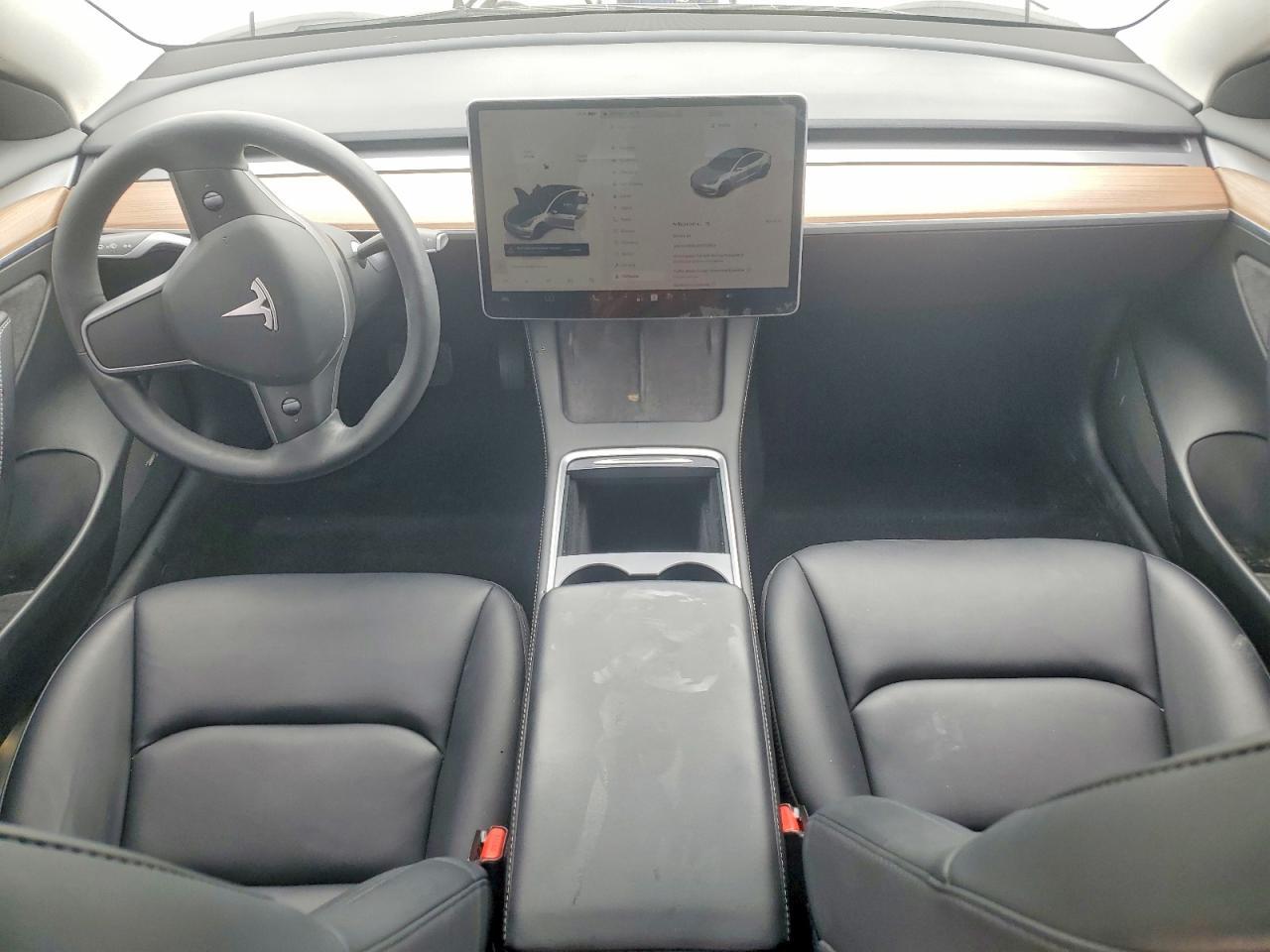 2023 Tesla Model 3 - zdjęcie 8