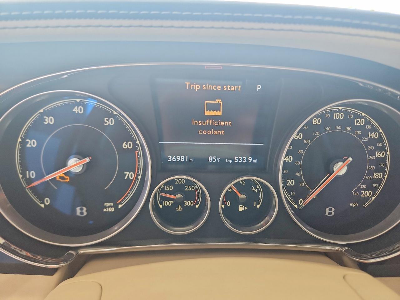 2016 Bentley Flying Spur - zdjęcie 9
